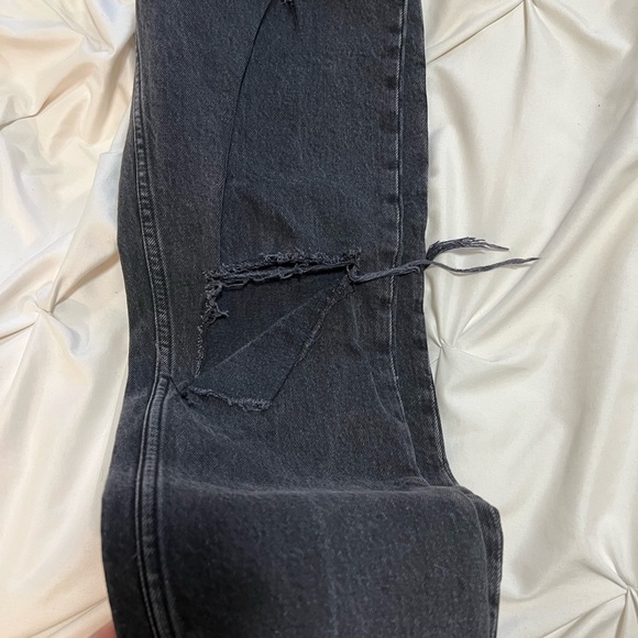 ABERCROMBIE & FITCH The 90's Straight Ultra High Rise Distressed Fray Hem 00 W24 - Picture 5 of 6